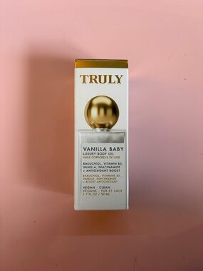BNIB TRULY Luxury Body Oil